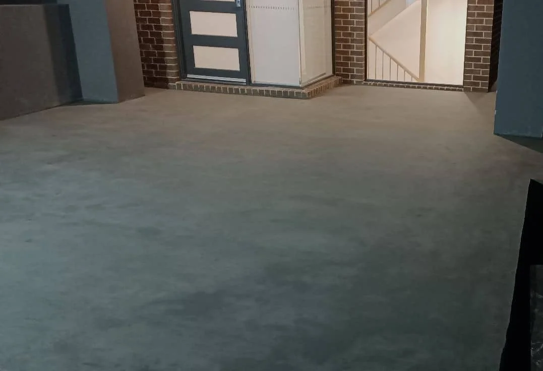 Screeding